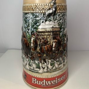 Vintage Budweiser 1987 Anheuser-Busch Collector Series “C” Holiday Stein